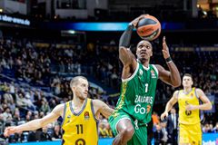 Πέντε μνηστήρες από το NBA έχουν στα... ραντάρ τους τον Λόνι Ουόκερ - Ο τρόπος που μπορεί να επιστρέψει