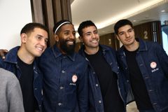 Οι παίκτες του Ολυμπιακού μοίρασαν χαμόγελα στα παιδιά