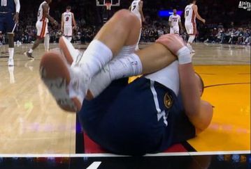 Ο Γιόκιτς τραυματίστηκε σοβαρά και αποχώρησε υποβασταζόμενος (vid)