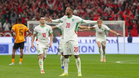 «Τρέλα» με Ελ Κααμπί στα social media μετά το νέο γκολ με ψαλιδάκι (vids)