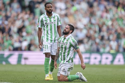 Το αβέβαιο μέλλον του Μπακαμπού, ο Ίσκο και ο... ΠΑΟΚ