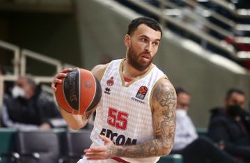 Η απάντηση του Μάικ Τζέιμς σε φίλο του Παναθηναϊκού για το αν θα επιστρέψει (pic)