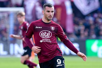 Οι Ιταλοί έγραψαν για σφήνα Ολυμπιακού για Μπονατσόλι, διαψεύδουν κατηγορηματικά οι «ερυθρόλευκοι»