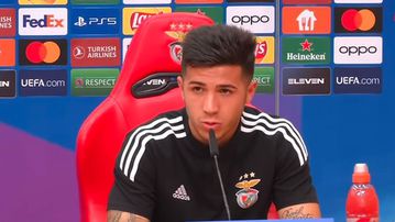 Έντσο Φερνάντες: Το ιδιωτικό αεροπλάνο της Τσέλσι προσγειώθηκε στη Λισαβόνα