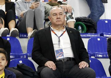 Στα αποδυτήρια της ΑΕΚ ο Παπασταμάτης: «Δείξατε την καρδιά και την ψυχή σας»