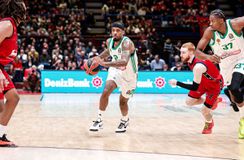 Το κενό στη ρακέτα, η άμυνα και ο Μπράουν