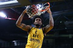 Μπράουν και άμυνα γύρισαν το ματς για την ΑΕΚ απέναντι στον Κολοσσό