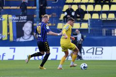 Η κόκκινη στο Χότζα που άφησε με 10 τον Παναιτωλικό