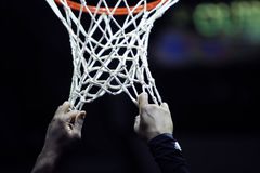 Αμερικανός μπασκετμπολίστας που αγωνίζεται στη Χαλκίδα οδηγούσε μεθυσμένος πάνω στις ράγες του τρένου