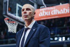 Πενιαρόγια: «Ο Πάρκερ έχει τις δικές του ιδέες για το μπάσκετ, δεν μπορώ να βασιστώ στον Μούρινεν»