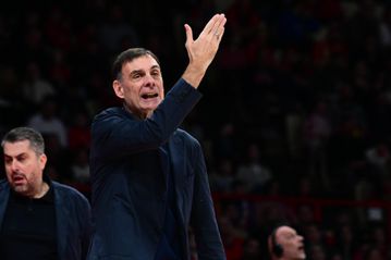 Μπαρτζώκας: «Παίζει απλά ο Τζόσεφ - Όταν γυρίσουν Μόρις και Νιλικινά θα έχουμε πολλές λύσεις στη θέση του πόιντ γκαρντ»