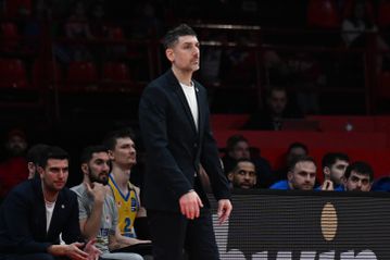 Ξανθόπουλος: «Μας έβγαλε από την άνεσή μας ο Ολυμπιακός, αναβαθμισμένο το πρωτάθλημα»