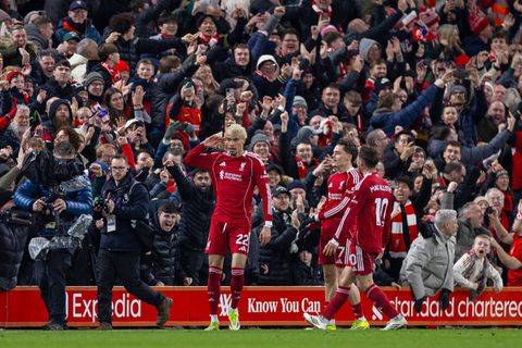 Ο Εκιτικέ και ο Βιρτζ είχαν κέφια και η Λίβερπουλ «καθάρισε» τη Νιούκαστλ