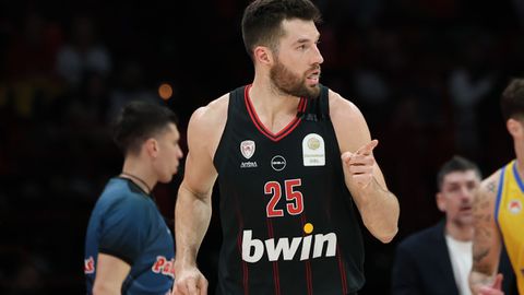 Το «εκρηκτικό» δεύτερο ημίχρονο του Πίτερς