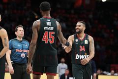 Το πρώτο καλάθι του Τζόσεφ στη Stoiximan GBL