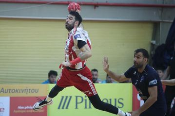 Επιστροφή στην κορυφή για τον Ολυμπιακό στη Handball Premier