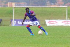 «Εξετάζει 17χρονο μέσο από την Ουγκάντα ο Ολυμπιακός»