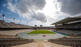 Ισπανικά ΜΜΕ επιβεβαιώνουν ότι το Μπαρτσελόνα - Ολυμπιακός θα διεξαχθεί στο «Μονζουίκ»