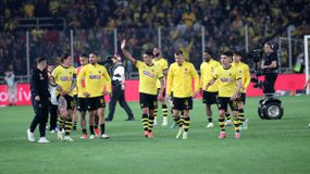 Η στιγμή που κανείς δεν πρόσεξε: Πού έτρεξε όλος ο πάγκος της ΑΕΚ στο φινάλε του ντέρμπι (gallery)