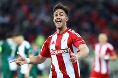 Μεγάλο «παιχνίδι» με τον Κωστούλα