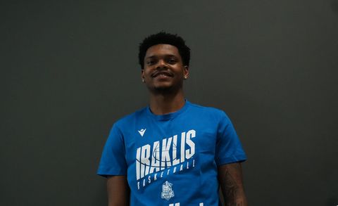 Έφτασε ο Σέγκου για τον Ηρακλή: «Ενθουσιασμένος που βρίσκομαι εδώ - Έχουμε τρελή βάση οπαδών»