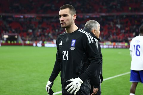 Τσιφτσής για το ντεμπούτο του: «Τιμή για μένα να φορώ το εθνόσημο»