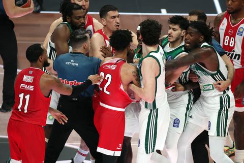 Παναθηναϊκός - Ολυμπιακός: O λόγος που διαιτητές αποφάσισαν να αποβάλουν τους Ναν και Ντόρσεϊ