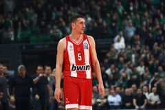 Ο Λαρεντζάκης έγινε ο 57ος στην ιστορία της Stoiximan GBL που έφτασε τους 2.500 πόντους (pic)