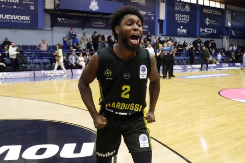 Τζόρνταν Γουόκερ: Ο «δήμιος» του Ηρακλή και η «πατρική φιγούρα» του Παπαθεοδώρου