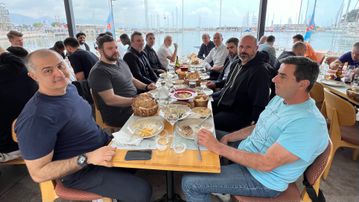 Ολυμπιακός: Έκανε τραπέζι ο Μπαρτζώκας παρουσία Αγγελόπουλων