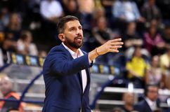 Τέλος από το Μαρούσι ο Μπατής - Το αποχαιρετιστήριο μήνυμα ομάδας και Στασινόπουλου