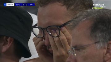 Παρί Σ.Ζ. - Ίντερ: Απαρηγόρητοι οι Ιταλοί οπαδοί στις κερκίδες