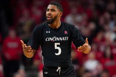 Κοντά στον Ντέιβιντ ΝτεΤζούλιους το Λαύριο (vid)