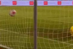 Ο Μουργκ με εκπληκτικό τελείωμα άνοιξε το σκορ για τον ΠΑΟΚ (vid)