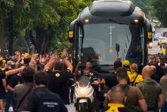 Η άφιξη της αποστολής του Άρη - Αποθέωση από τον κόσμο (vid)