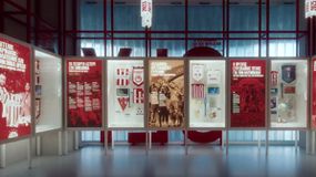 Ολυμπιακός: Η παρουσίαση της φανέλας στο νέο Μουσείο της ομάδας