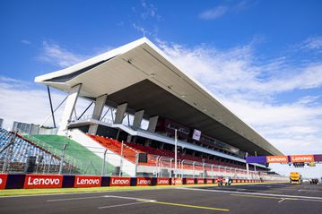 Το ανακαινισμένο Χανγκαρόρινγκ περιμένει τη Formula 1 για την επετειακή διοργάνωση του Ουγγρικού GP