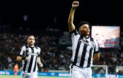 Ο Τάισον μετέτρεψε τη Χαρτς σε «σάκο του μποξ» και έστειλε πανηγυρικά τον ΠΑΟΚ στους ομίλους του Conference!