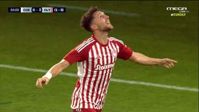 Ο Ρέτσος έκανε το 3-0 για τον Ολυμπιακό με κεφαλιά