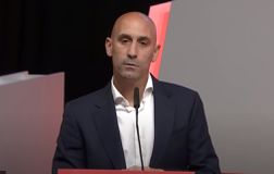 Ένοχος για σεξουαλική επίθεση ο Ρουμπιάλες και για το φιλί στην Ερμόσο