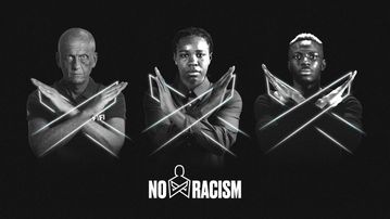 Πώς θα λειτουργήσει η χειρονομία κατά του ρατσισμού με την οποία οποιοσδήποτε παίκτης μπορεί να σταματήσει έναν αγώνα