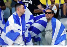 Aπό νωρίς φίλαθλοι στο «Σπύρος Κυπριανού» για το Κύπρος- Ελλάδα