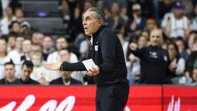 Έξαλλος ο Σκαριόλο με τη FIBA ​​​​για έλεγχο ντόπινγκ σε παίκτη του: «Είναι εξαιρετικά ασεβές, όταν...»