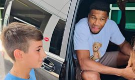 Γιάννη, πόσο τεράστιος είσαι: Το απίστευτο δώρο που έκανε σε τετραμελή οικογένεια από την Ιταλία (pic)