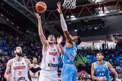 Ο Σερμαντίνι απάντησε στο Sportal για τα αίματα στα χέρια του: «Έτσι είναι το μπάσκετ» (vid)