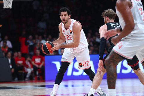 «Μπλόκαρε» τη Χάποελ στο τρίτο δεκάλεπτο ο Ολυμπιακός