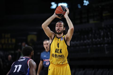 Επιστροφή Κατσίβελη στις προπονήσεις της ΑΕΚ