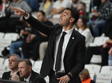 Στο team του Άρη ο Σερχάτ Τσετίν - Ποιός είναι ο νέος βοηθός προπονητή