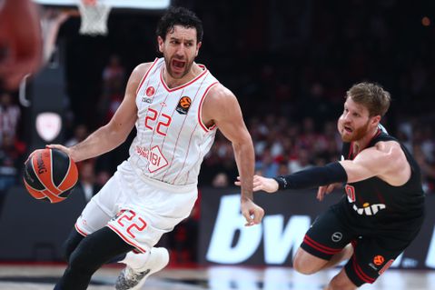 Μοιραίος ο Μίτσιτς στο ΣΕΦ - Τα έκανε... μαντάρα και αποδοκιμάστηκε