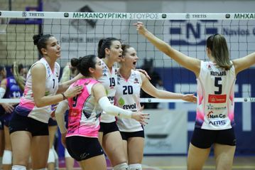 Έφυγε με το «διπλό» το Μαρκόπουλο από τη Βούλα